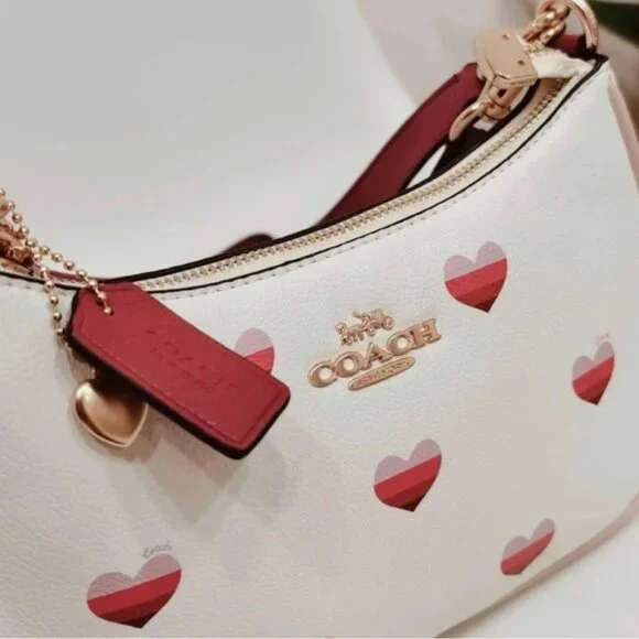Coach Teri Shoulder Bag With Stripe Heart Print CA251